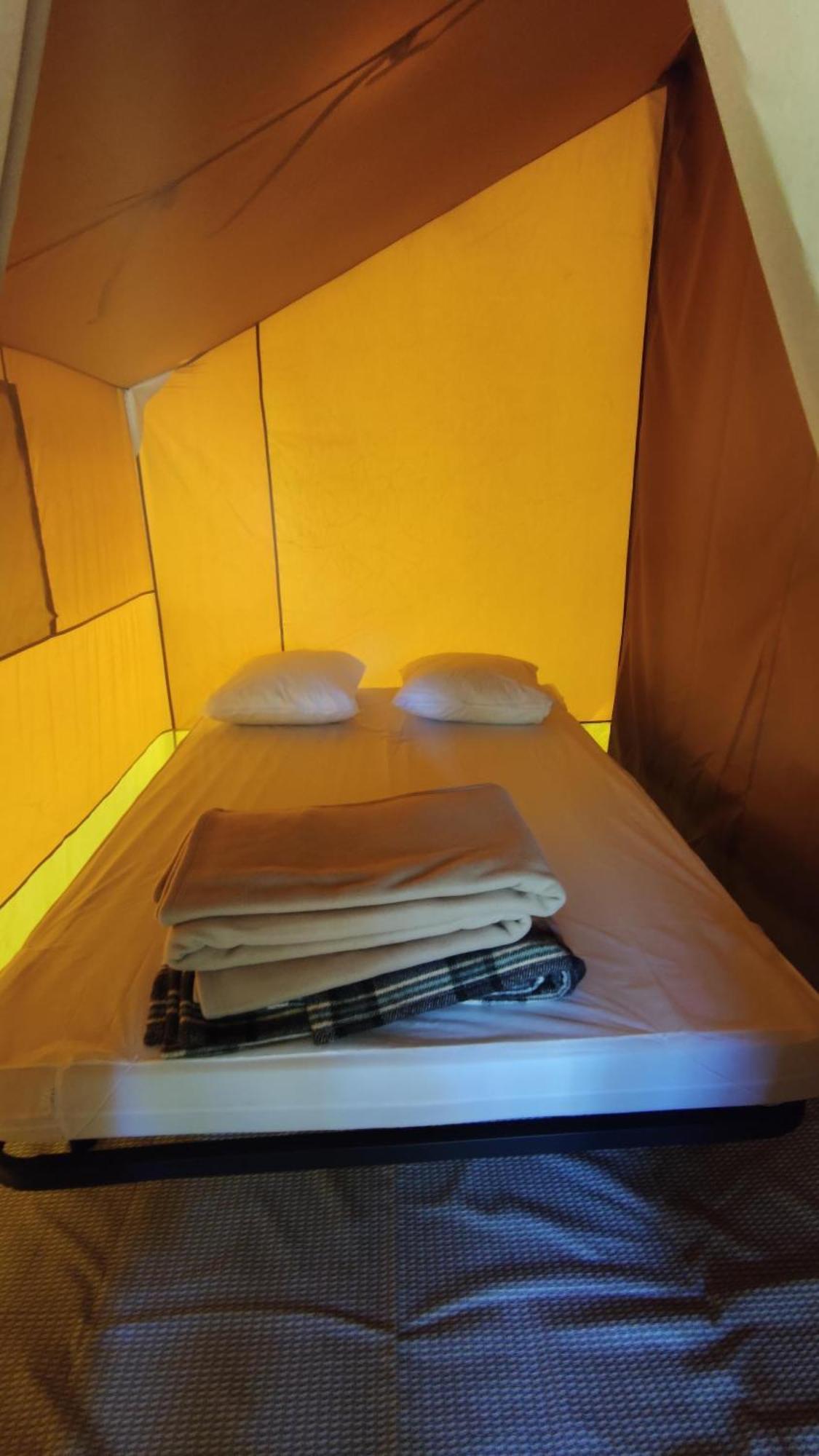 Camping De Rouergue Villefranche-de-Rouergue Bagian luar foto